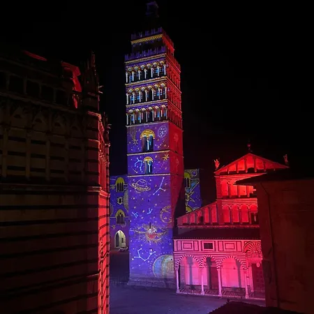 Al Palazzo Del Capitano - Dimora Storica Bed & Breakfast Pistoia