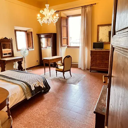 Al Palazzo Del Capitano - Dimora Storica B&B